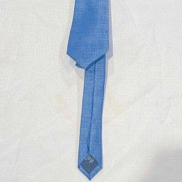 Alfani Men's Solid slim Tie, adult male
It blue color Polyester silk - Picture 6 of 8